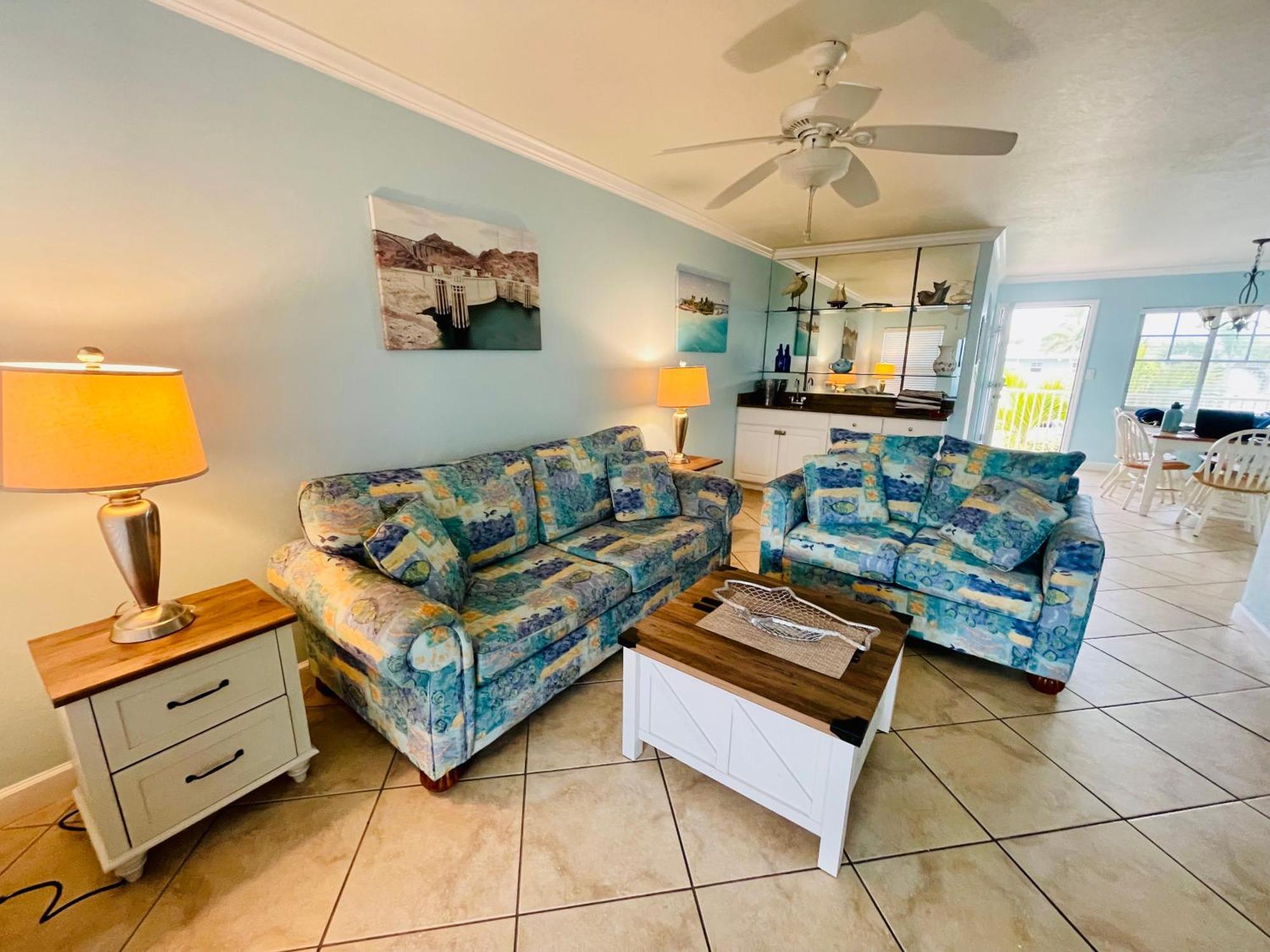 Gulf Coast Gem Private Condo - 2Bed, 1Bath, Sleeps 6, Across The Street From Beach & Gulf, Game Room, Pool Clearwater Beach Eksteriør bilde
