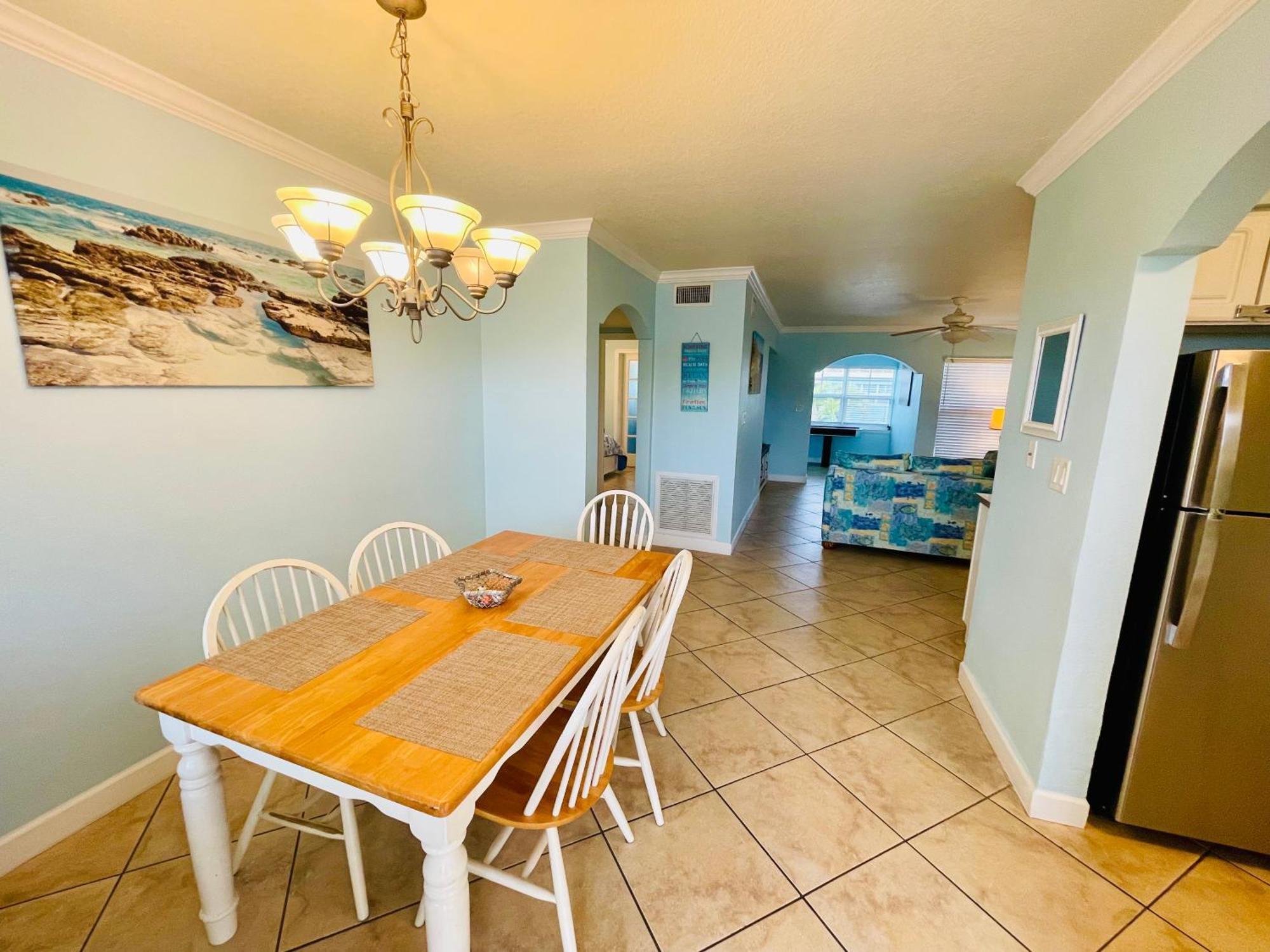 Gulf Coast Gem Private Condo - 2Bed, 1Bath, Sleeps 6, Across The Street From Beach & Gulf, Game Room, Pool Clearwater Beach Eksteriør bilde